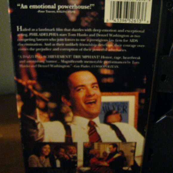 🌈 Philadelphia 1993 Movie VHS Video - Picture 6 of 10